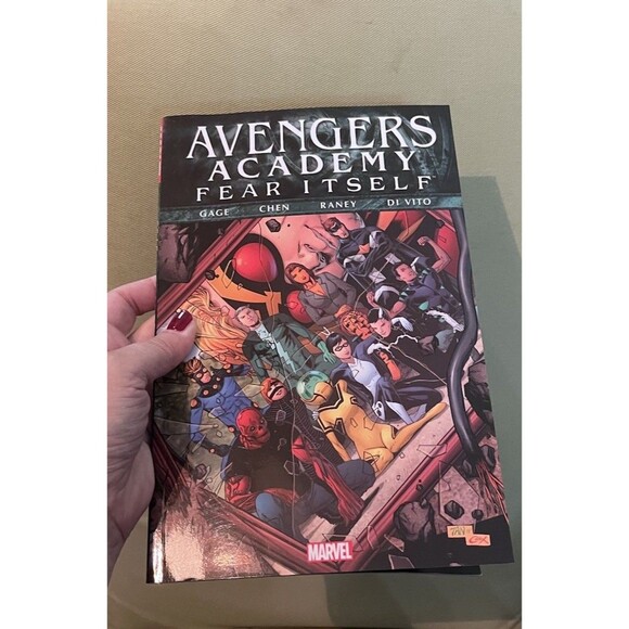 Fear Itself : Avengers Academy (Marvel 2012 Trade Paperback) SC Graphic Novel - Picture 1 of 3
